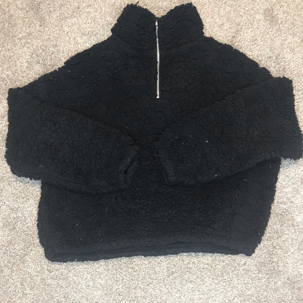 Fuzzy cropped jacket